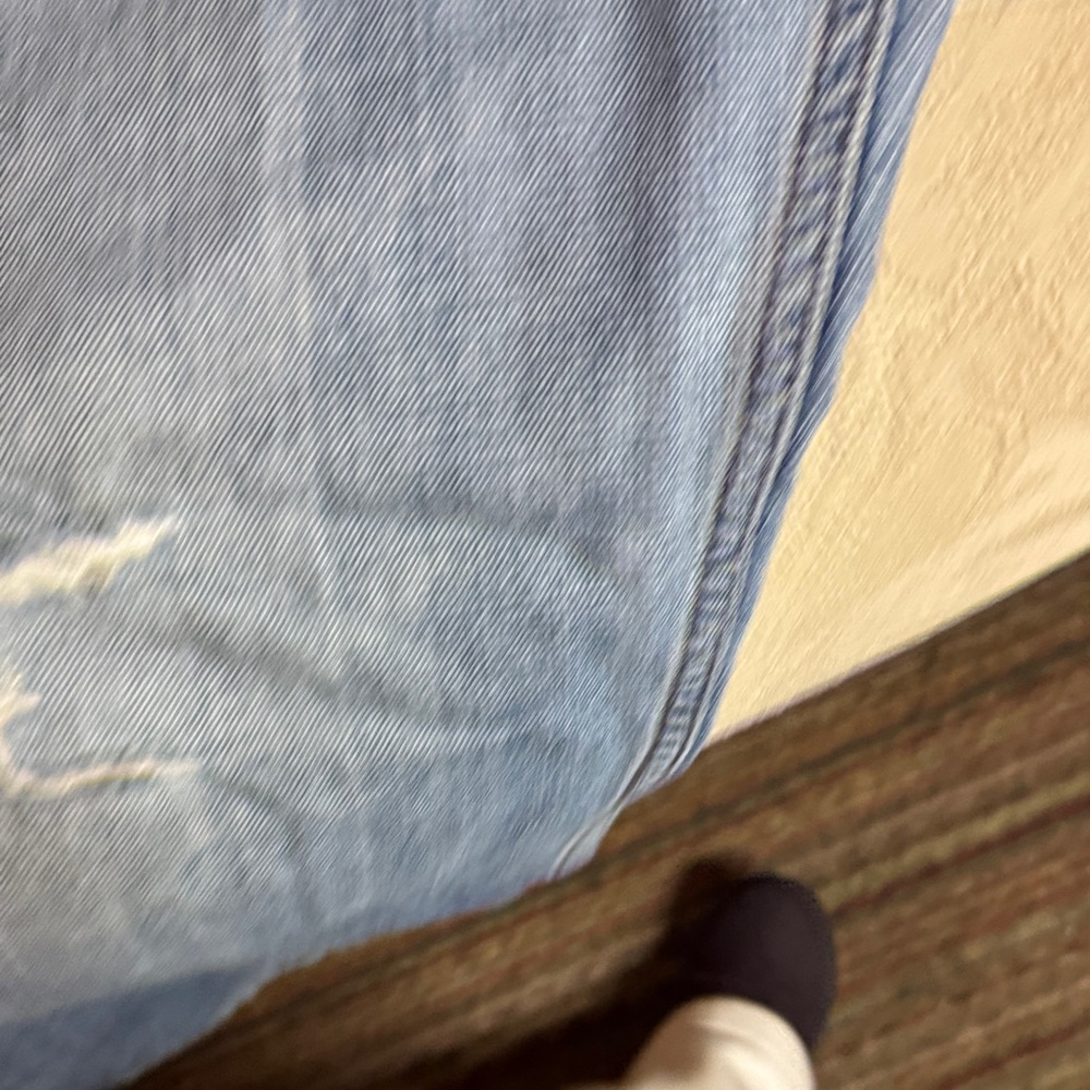 Levi's Classic Blue Jeans - Picture 6 of 7